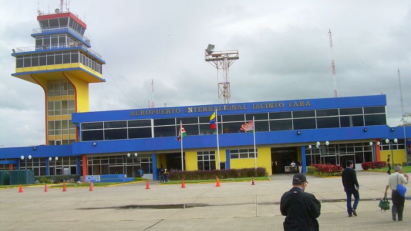 Jacinto Lara Airport