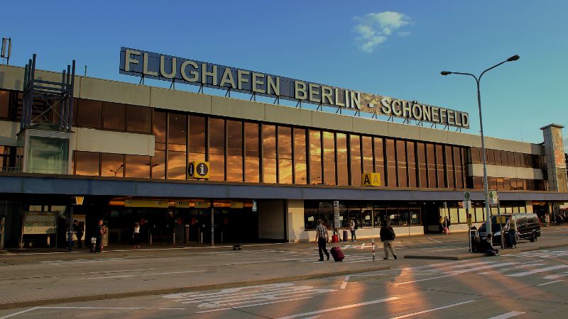 berlin schönefeld airport